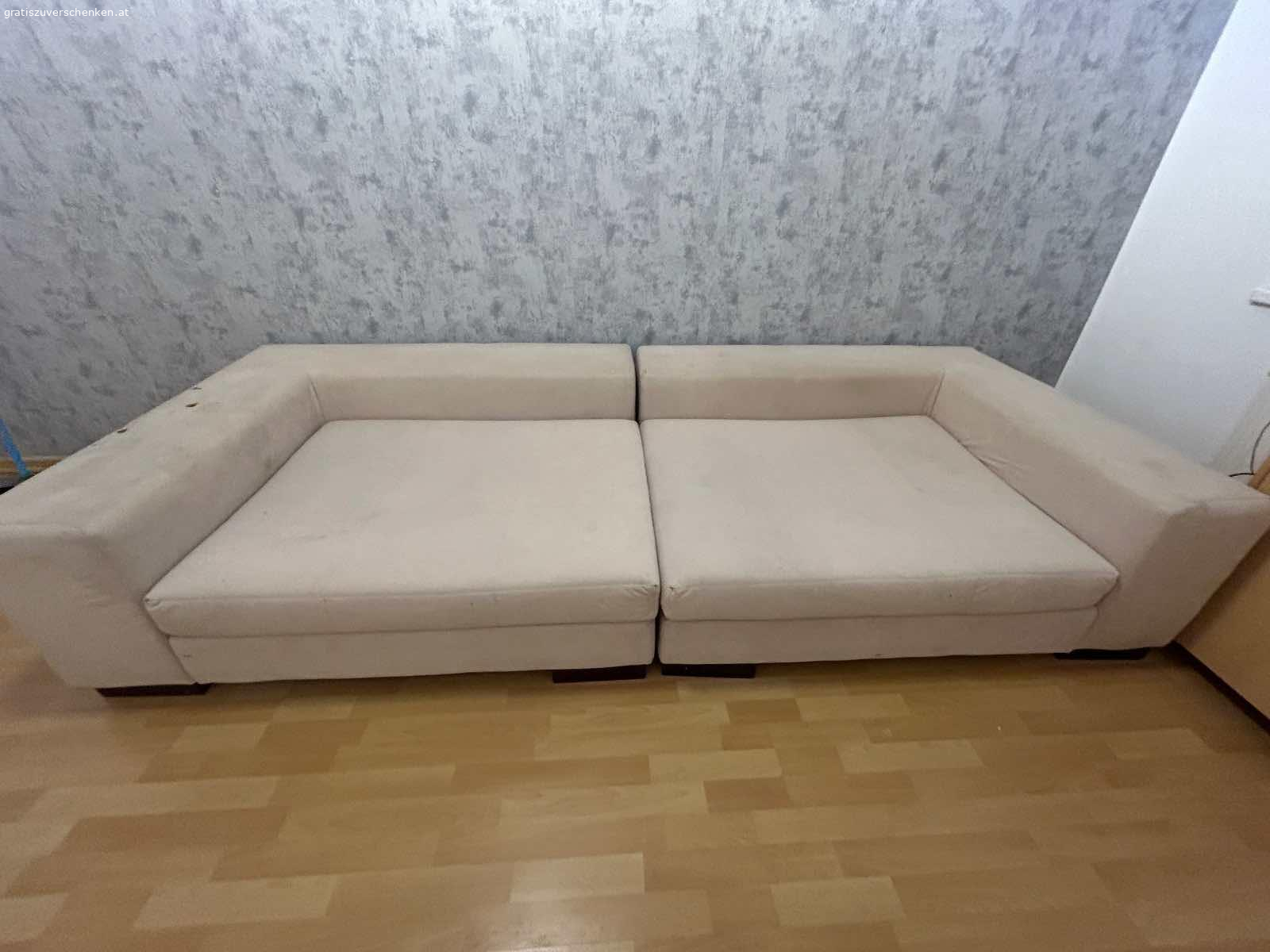 Big Sofa. Länge 220cm
Breite 110cm
NUR SELBSTABHOLUNG!!