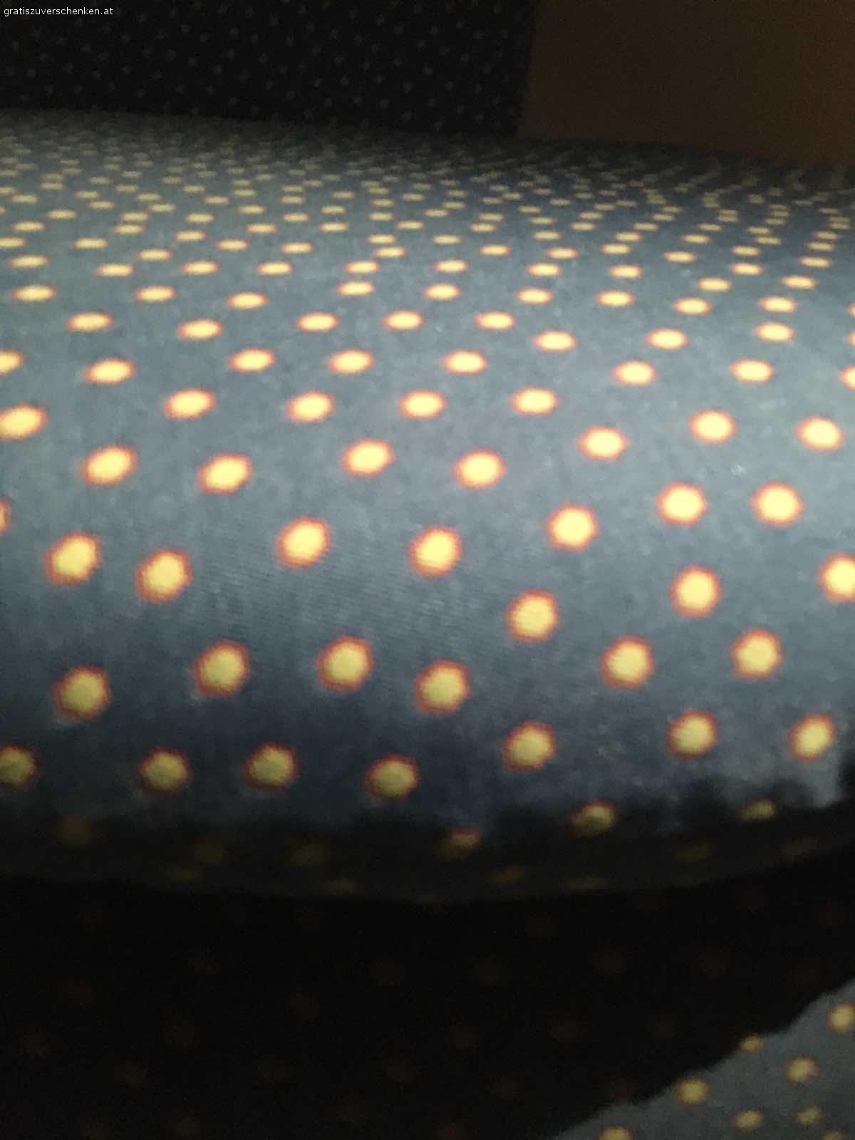 Couch. Kleine Couch, Blau mit gelben Punkten