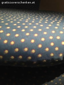 Couch. Kleine Couch, Blau mit gelben Punkten