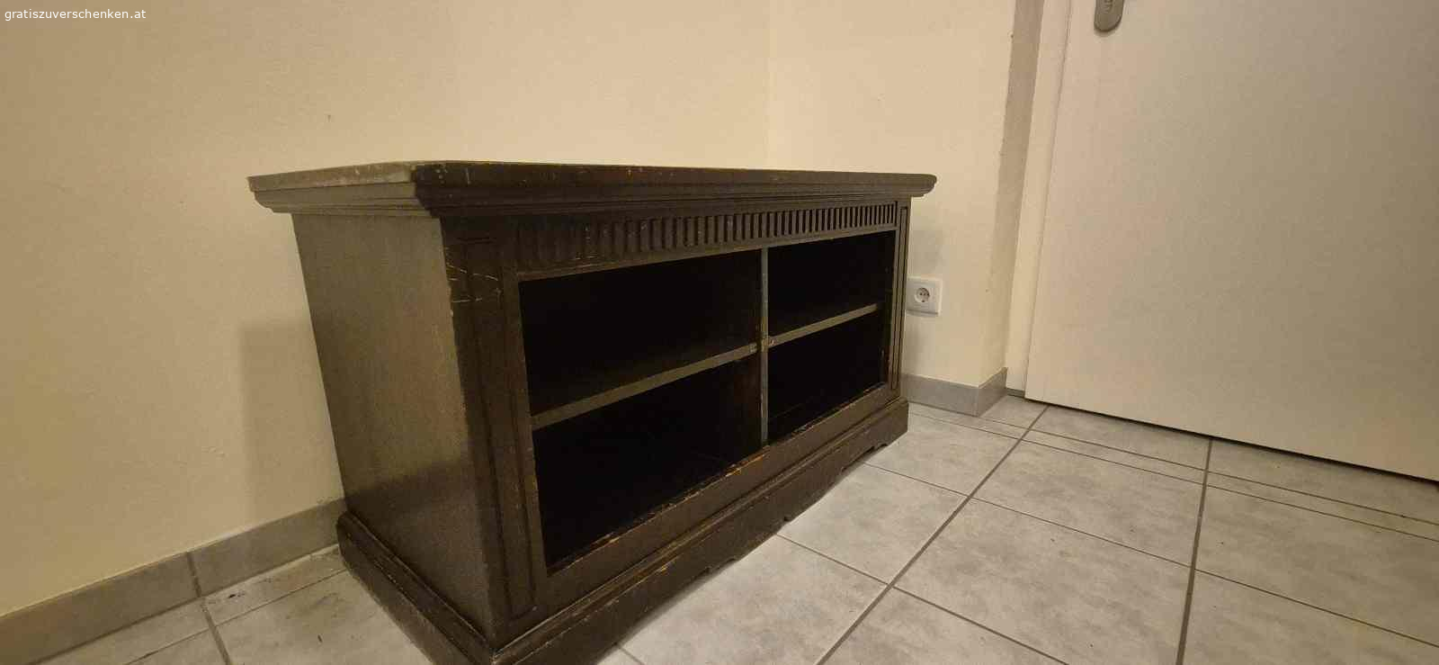 Fernsehbank zu verschenken. Schöne dunkelbraune Fernsehbank zu verschenken. Leichte Gebrauchspuren. Mit Fächern. Habe leider keinen Platz mehr dafür in der neuen Wohnung.