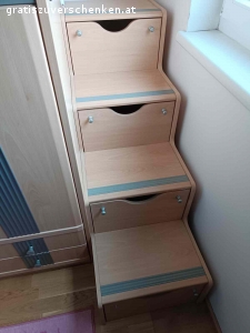 Hochbett. Hochbett abzubauen und abzuholen