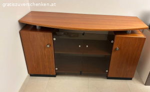 Kasten. 2 x kasten zum verschenken - abholung in langenzersdorf