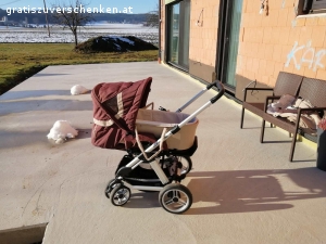 Kinderwagen zu verschenken. Kinderwagen 

Babywanne + Adapter für Maxi Cosi