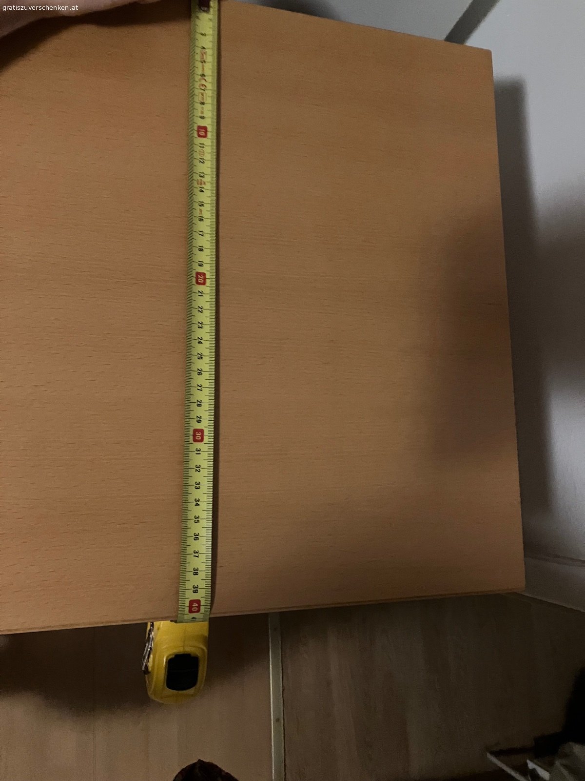 Kommode. Praktische Kommode mit viele Schubladen
Höhe 112 cm
Breite 90 cm
Tiefe 41 cm zirka