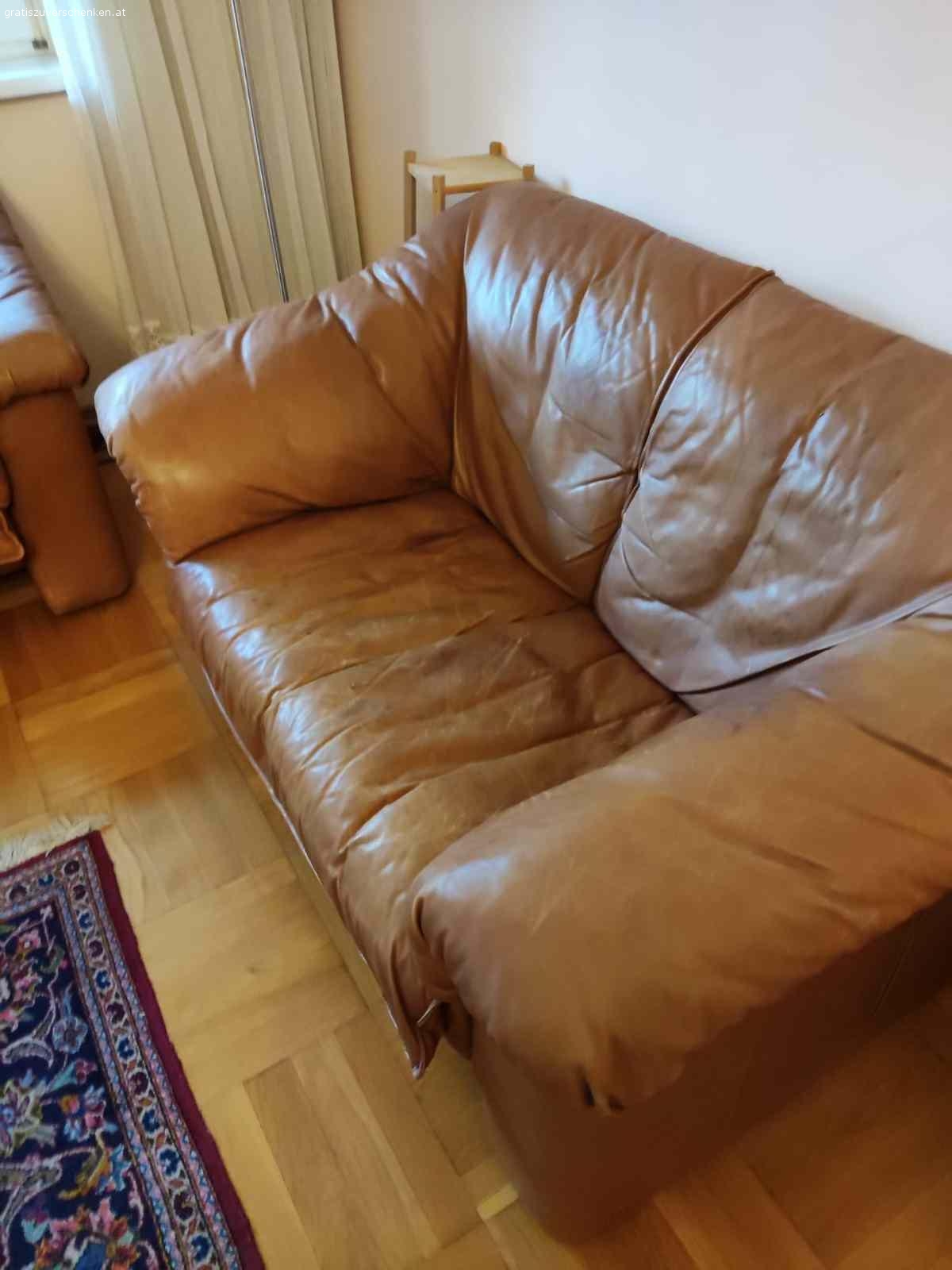 Leder Sofa 2 Stück Möbel Gratis zu verschenken