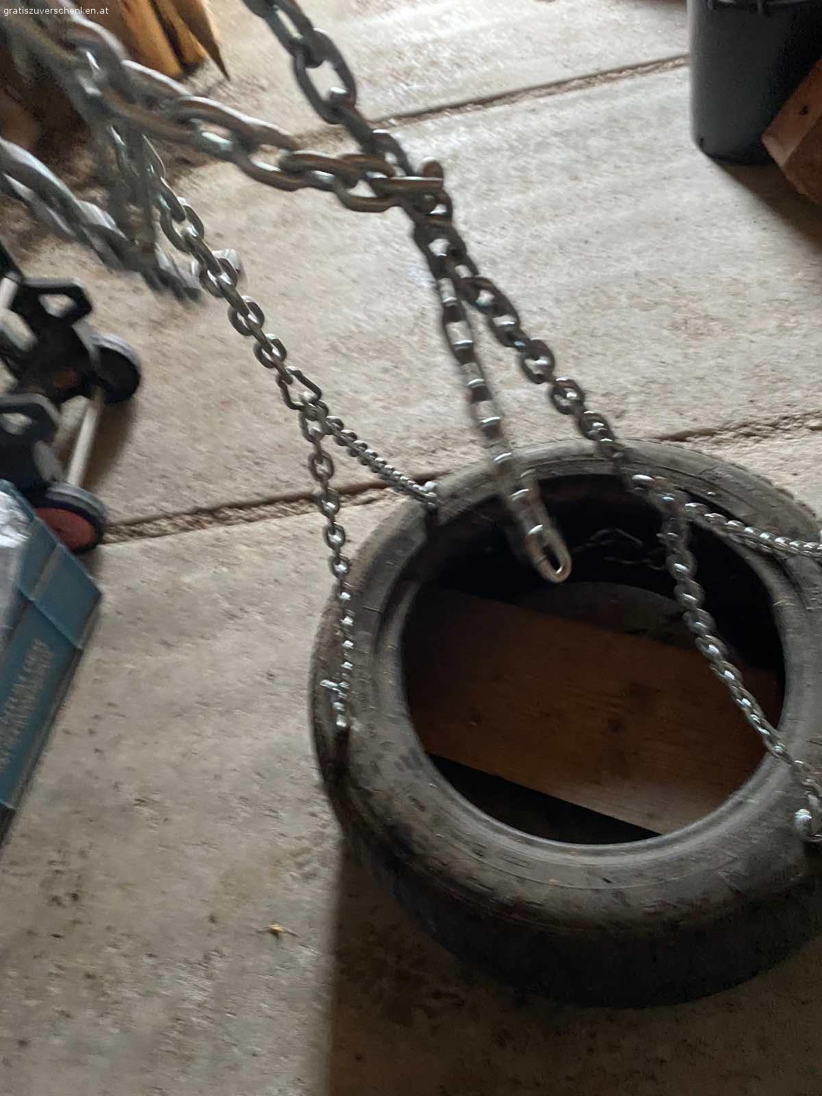 Reifenschaukel. Reifenschaukel