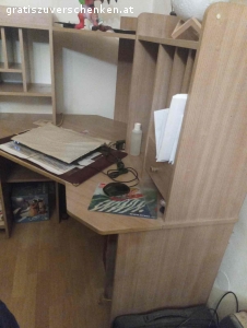 Schreibtisch