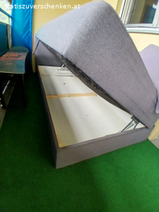 Sofa mit Stauraum