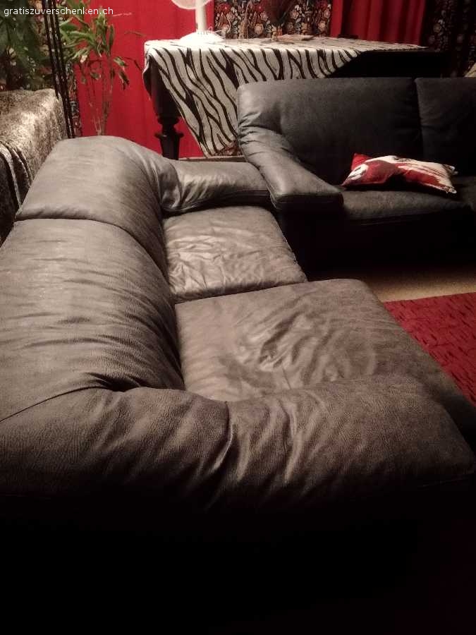 Sofas Möbel Gratis zu verschenken