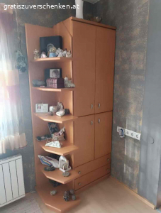 Wohnwand. Wohnwand vom Leiner, Massiv in gutem Zustand.
Vitrine mit Spot und es gibt für den Eckkasten noch ein dazugehöriges Wandboard